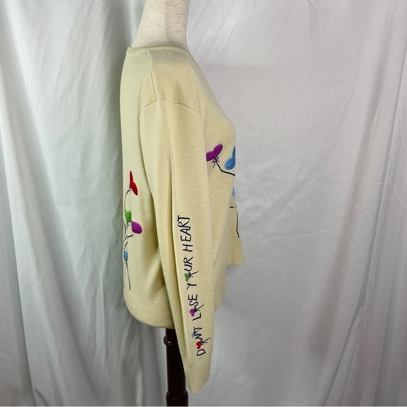 VTG Women Size Large Embroidered Sweater Don’t Lose Your Heart Novelty Rainbow - Picture 13 of 16